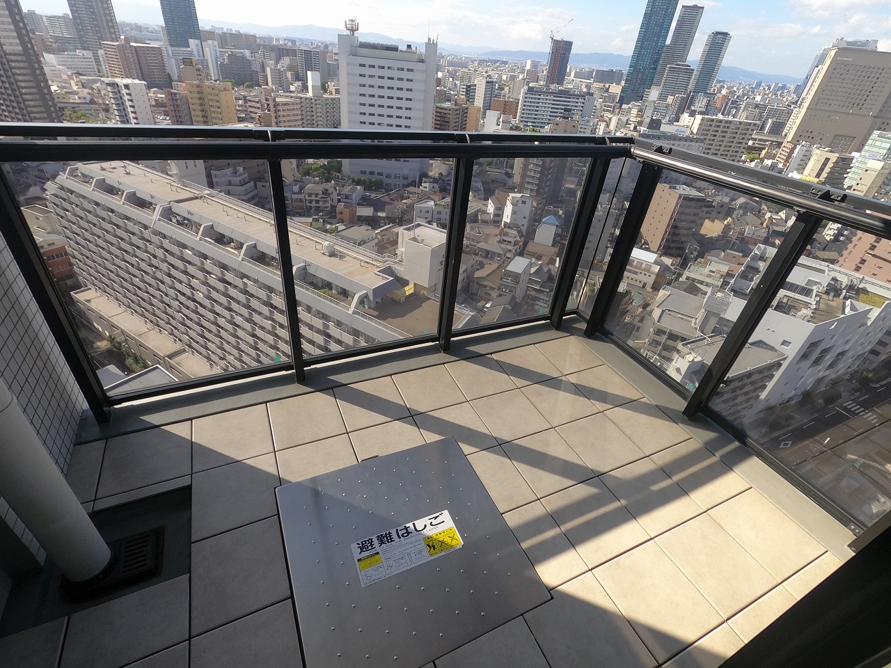 バルコニー　バルコニー