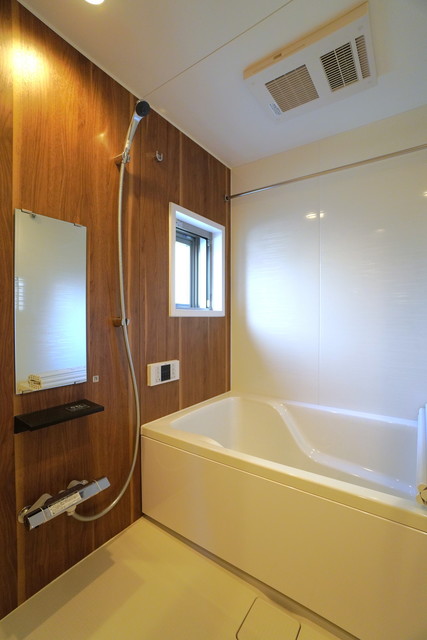 バス・シャワールーム　※写真は同タイプ住戸です。