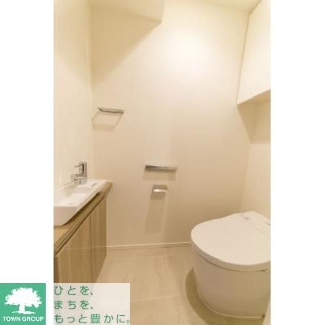 トイレ　※写真は同タイプ住戸です。