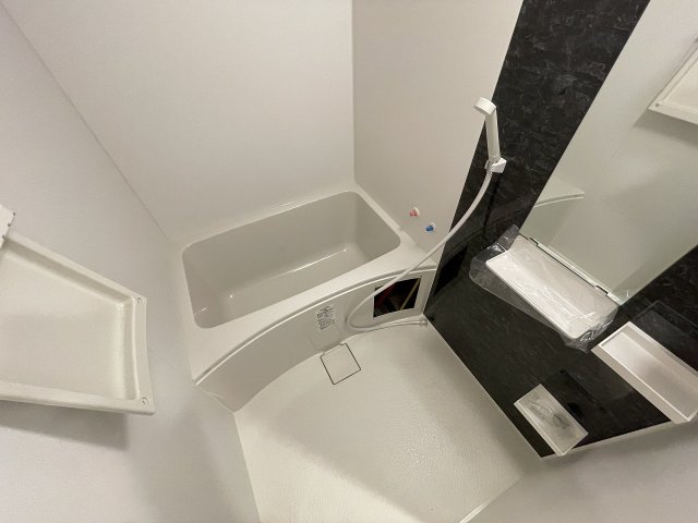 バス・シャワールーム　ゆったり過ごせるお風呂です