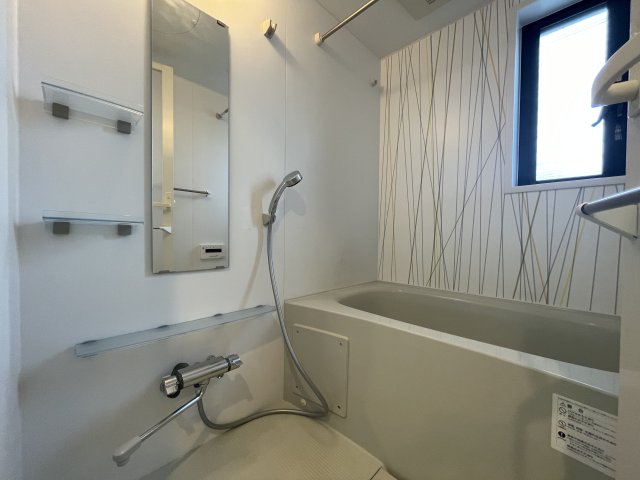 バス・シャワールーム　お風呂で日々の疲れを落としましょう