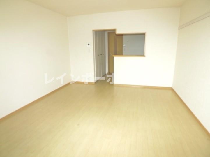 居室・リビング　使いやすい居間です