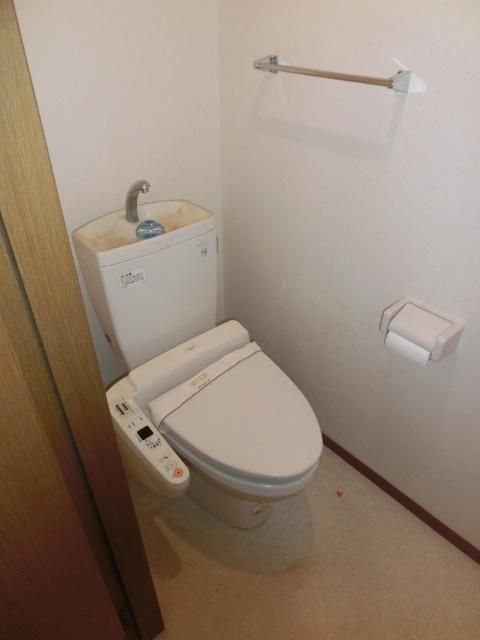 トイレ　洗浄便座