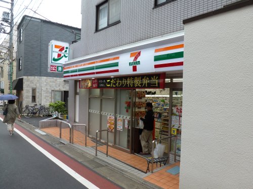 コンビニ　セブンイレブン 西荻窪駅南店（コンビニ）まで169m