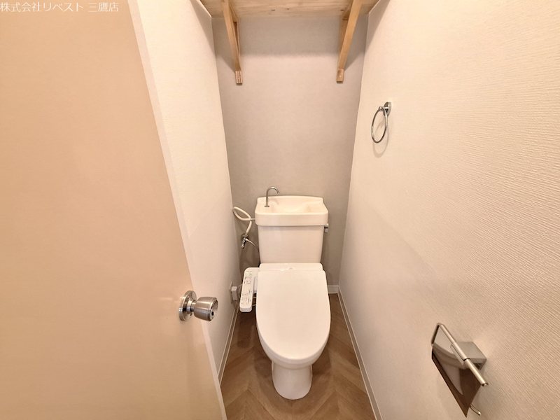 トイレ　洗浄機能付便座