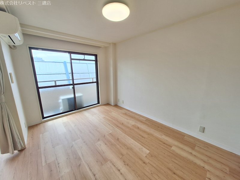 その他部屋・スペース　洋室とLDKはカーテン仕切りです！