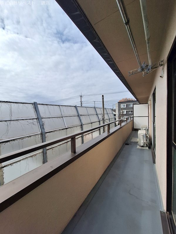 バルコニー　日当たり良好