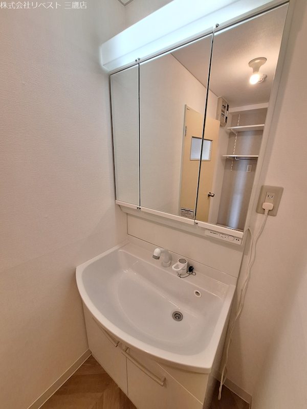 洗面設備　独立洗面台