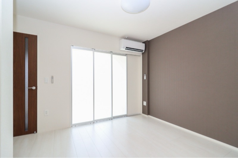 居室・リビング　図面と現状に相違がある場合には現状を優先