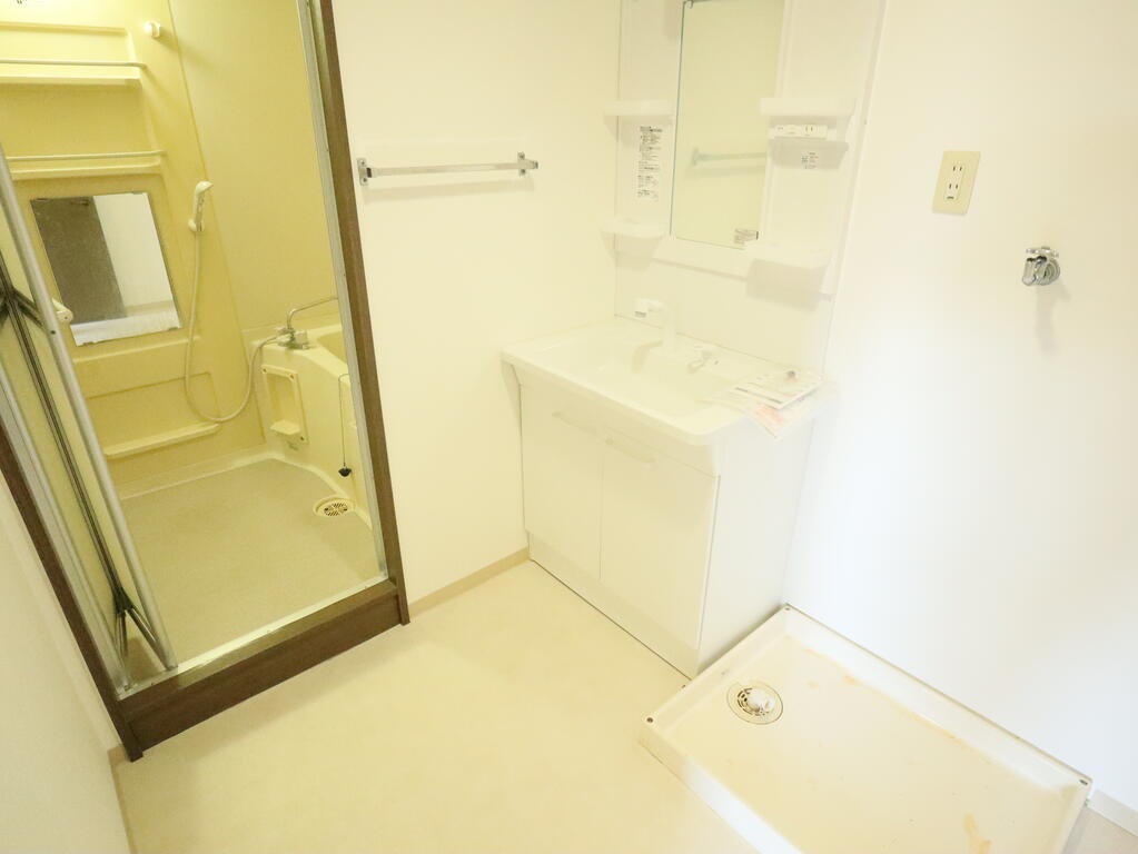 洗面設備　洗面台・洗濯機置場