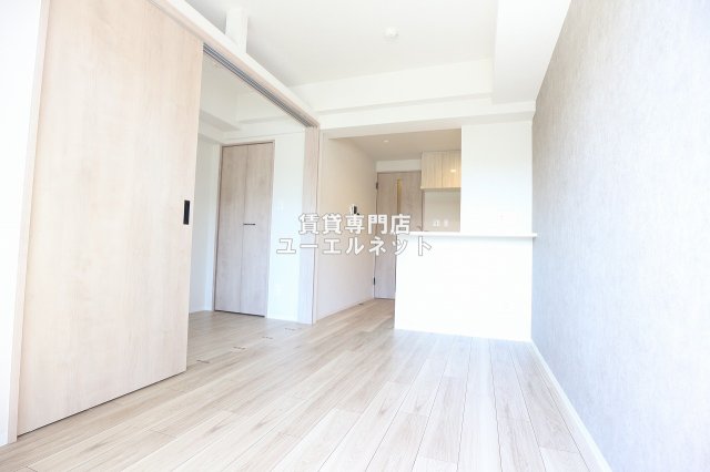 居室・リビング　ゆったりとくつろげる、落ち着きのある居室空間です