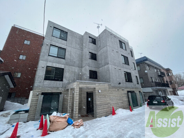 建物外観　札幌市豊平区平岸４条「ＳＯＲＡライブマーケット平岸」