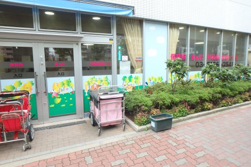 幼稚園・保育園　保育所まぁむ月島駅前園（幼稚園・保育園）まで385m