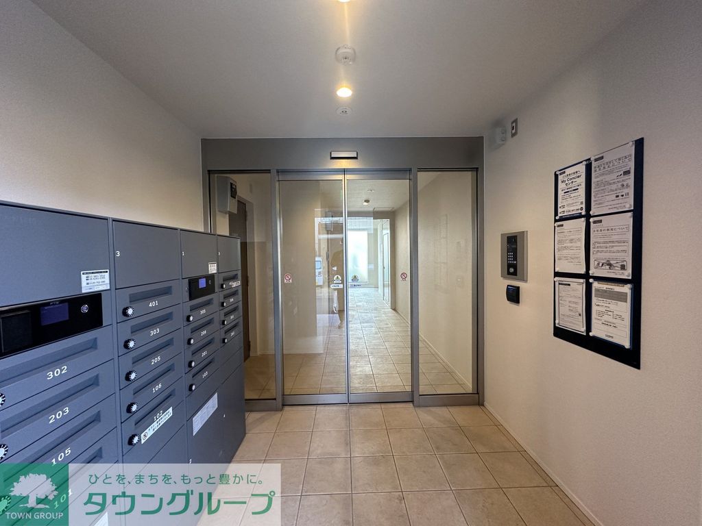 エントランス　エントランス