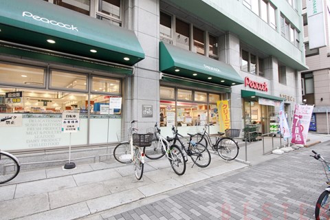スーパー　ピーコックストア神田妻恋坂店（スーパー）まで451m