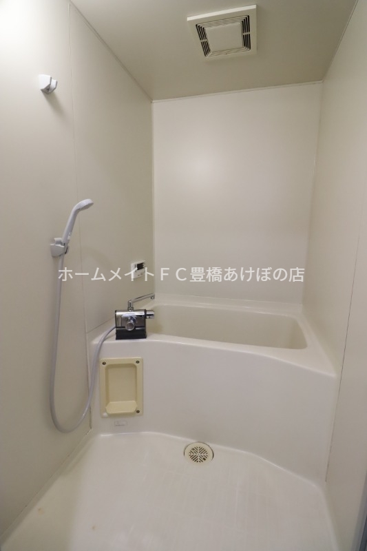バス・シャワールーム　同型別部屋写真