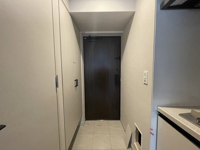 玄関　玄関です　※同マンション別室画像です