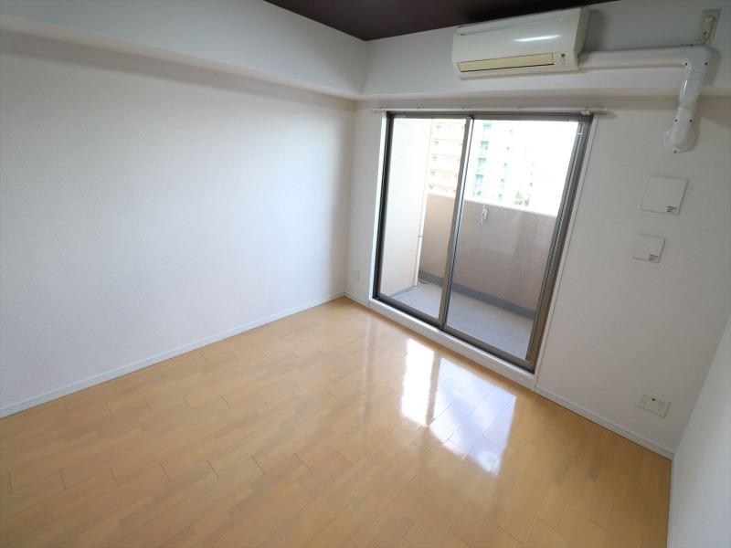 居室・リビング　明るくきれいなお部屋です