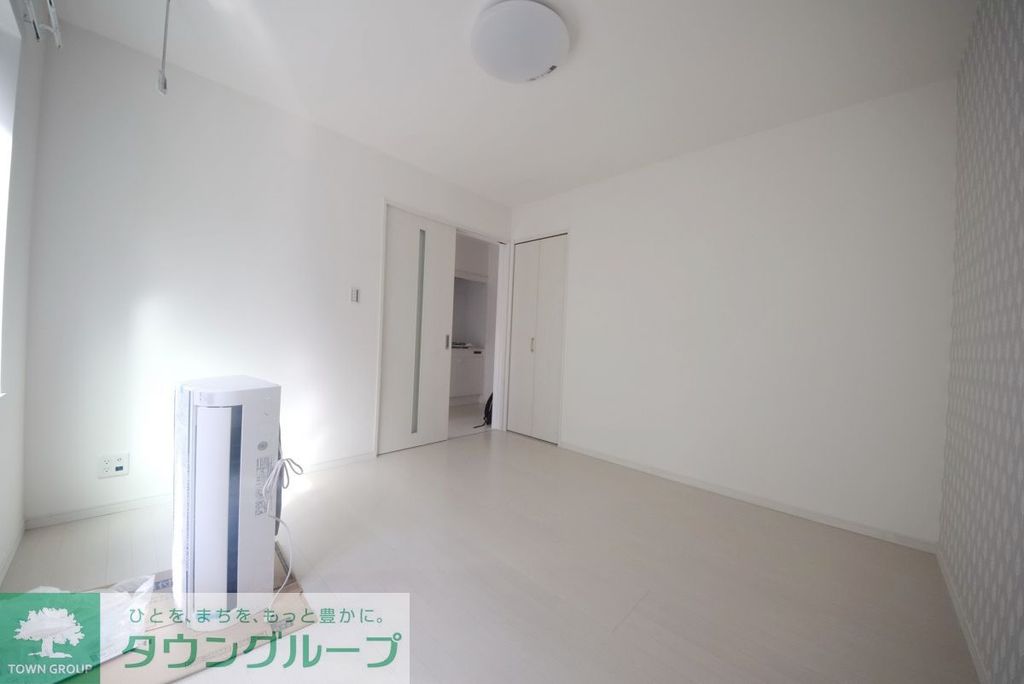 居室・リビング　建設中