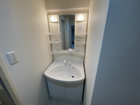 洗面設備　※別部屋の写真です