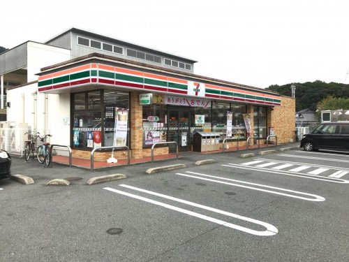 コンビニ　セブンイレブン 山口宮野上店（コンビニ）まで501m