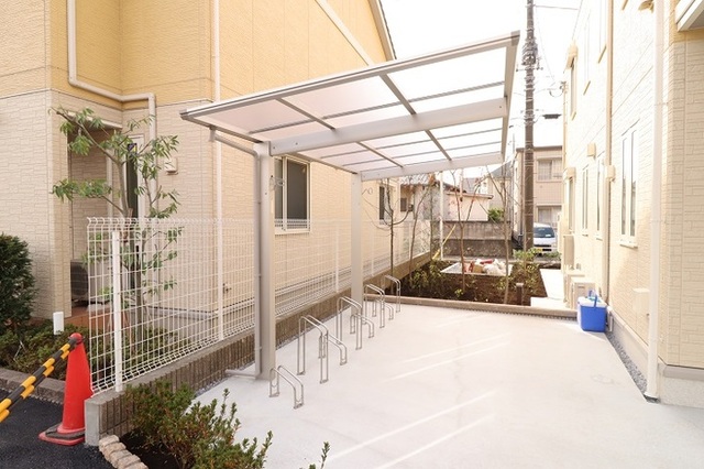 その他　屋根付き自転車駐輪場