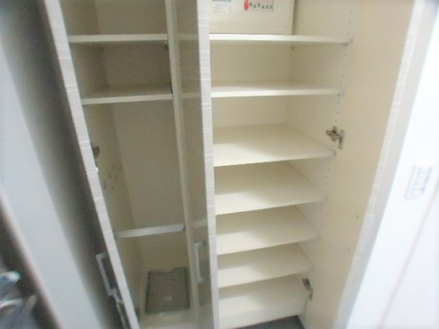 玄関　たっぷりシューズＢＯＸ