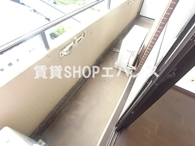 バルコニー　落ち着いた時間を過ごせるバルコニーです