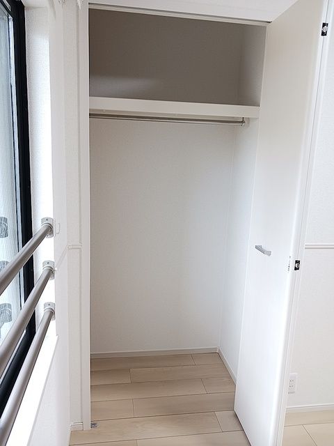 収納　クローゼット付きでお部屋がすっきりします