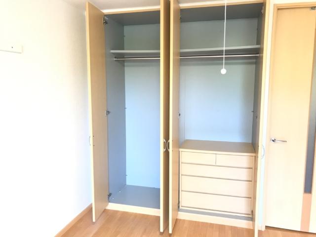収納　クローゼット
