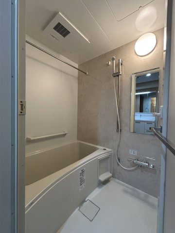 バス・シャワールーム　※同物件別住戸の写真を参考に掲載しております。