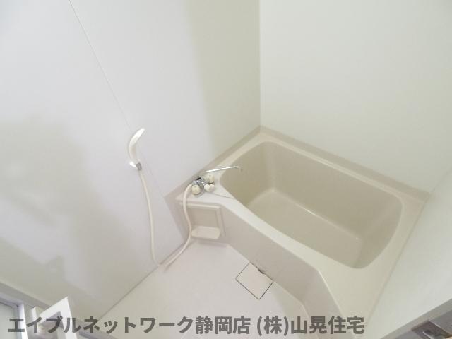 バス・シャワールーム　きれいなお風呂です