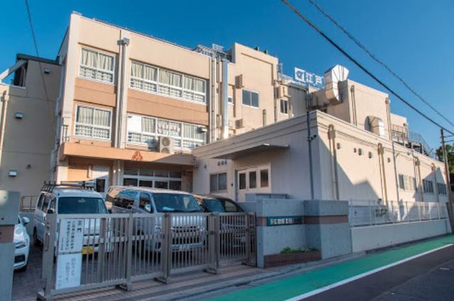 小学校　江戸川区立一之江小学校（小学校）まで528m