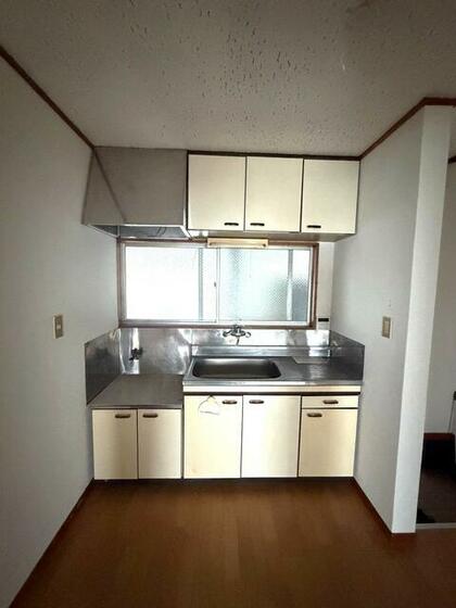 N.Y.コート若葉町のキッチン写真