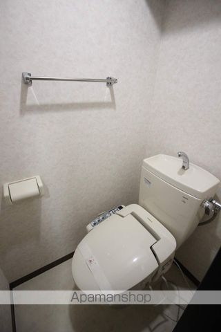 札幌市電 西線６条駅 徒歩6分 3階建 築18年のトイレ写真