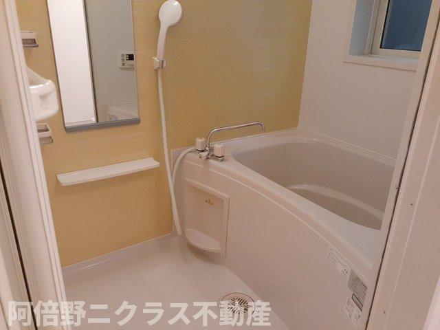 バス・シャワールーム　お風呂です