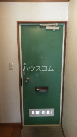 鵠沼ハイツの玄関写真