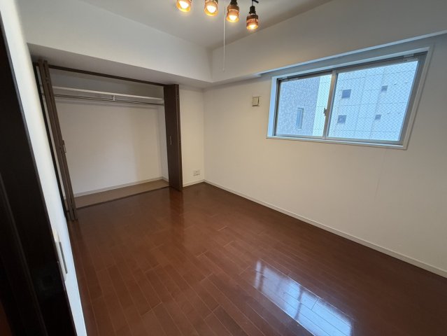 エルシア御池間之町の居間写真