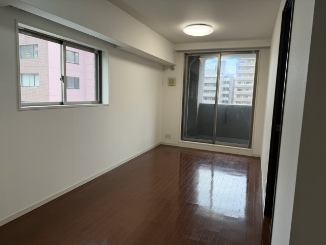 エルシア御池間之町の居間写真