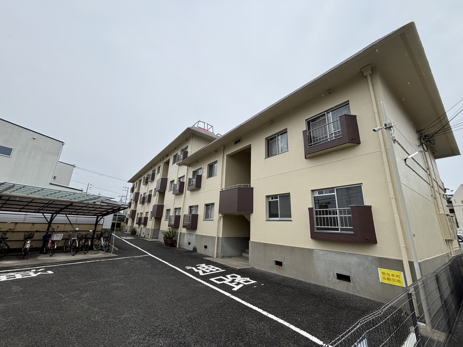 マンショントレビの外観写真