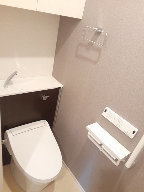 ハイツ フラワーの玄関写真