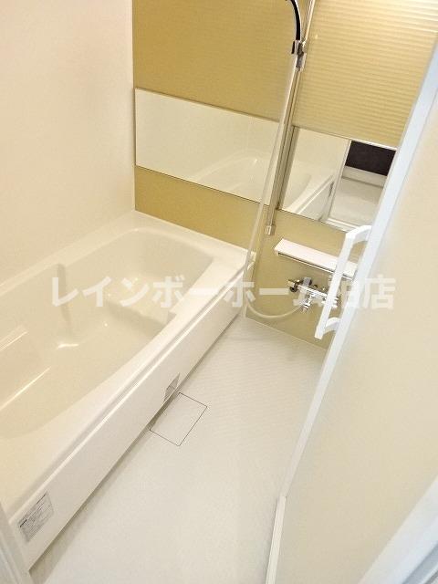 バス・シャワールーム　１坪風呂です