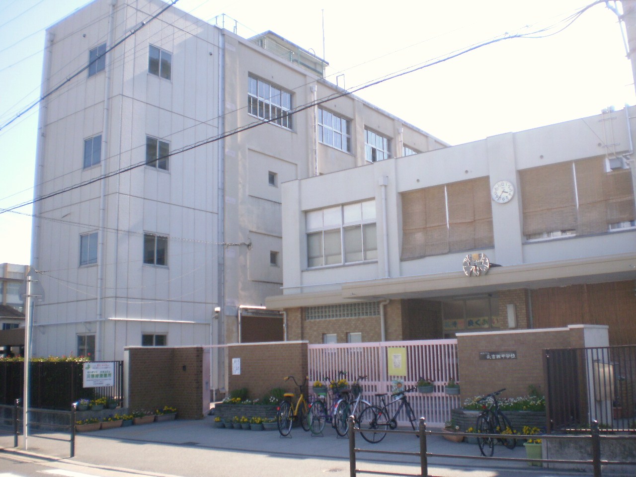 地下鉄谷町線 長原駅 徒歩5分 6階建 築34年の周辺写真