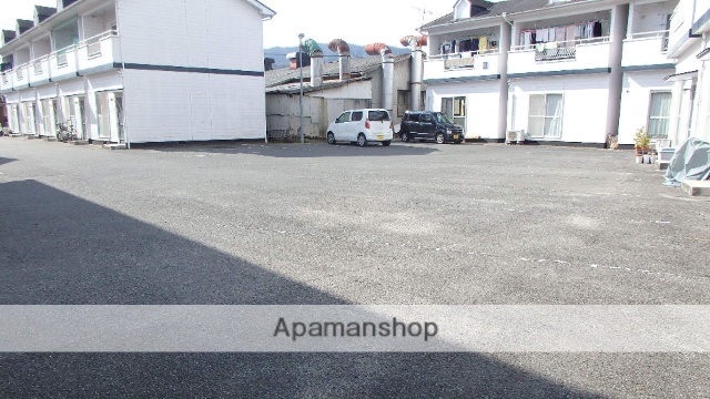 その他　駐車場（その他）まで0m