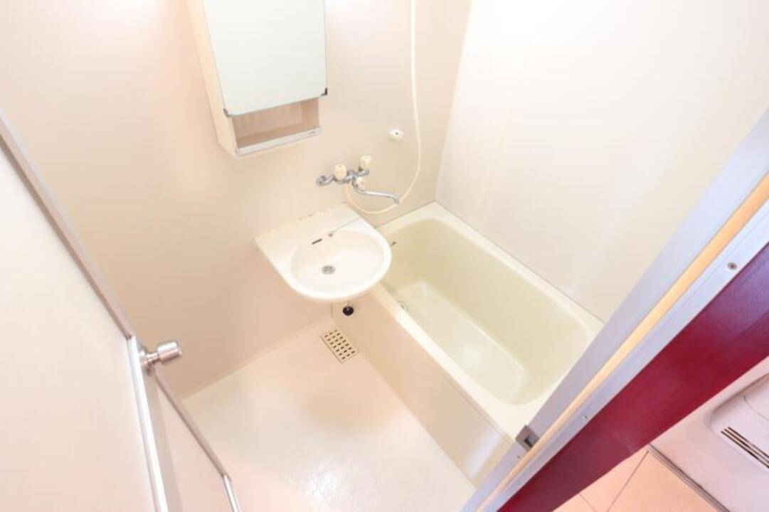 バス・シャワールーム　浴室