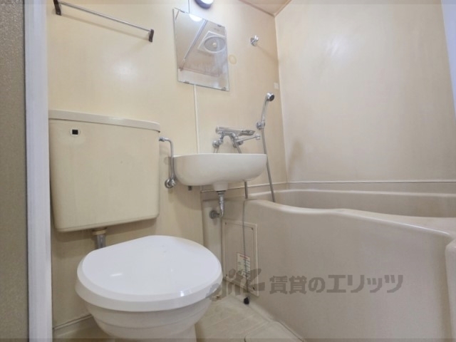 バス・シャワールーム　バス