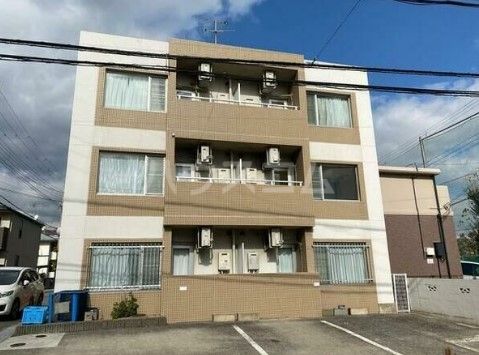 【ロイヤルメゾン西宮北口VIIの建物外観】