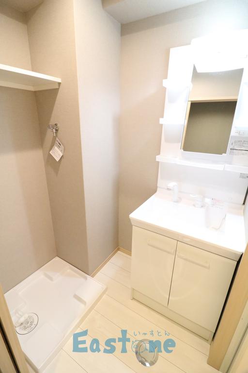 洗面設備　忙しい朝に便利な独立洗面台