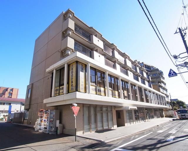 【立川市高松町のマンションの建物外観】