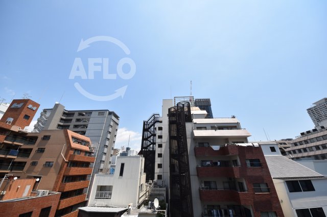 【大阪市中央区釣鐘町のマンションの眺望】